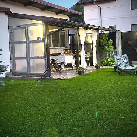 Вілла Charmante Petite Maison Transylvanie Сачеле Екстер'єр фото